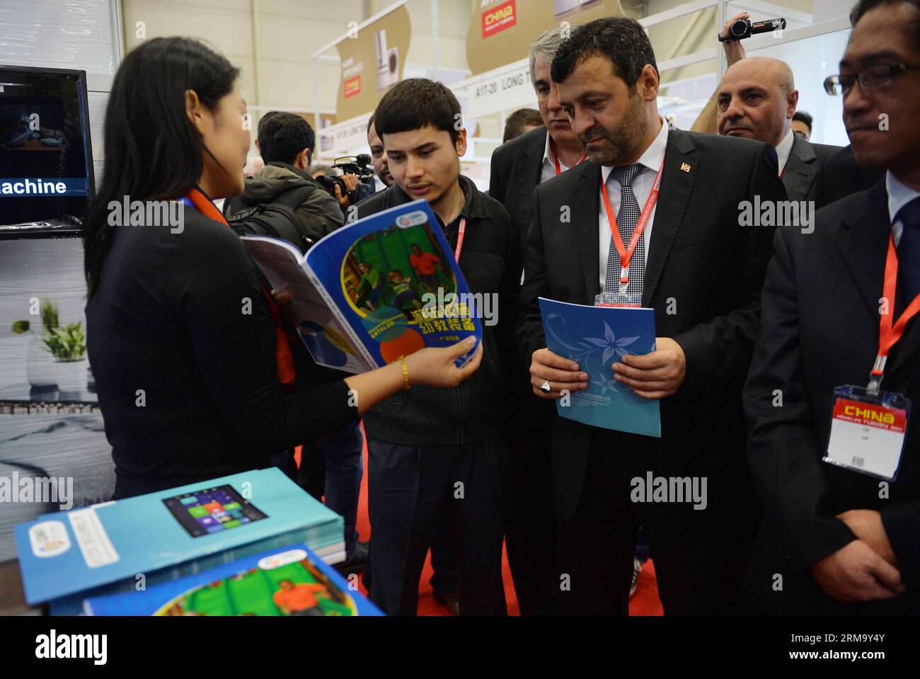 セット The effect of ZnO nanoparticles morphology on the barrier