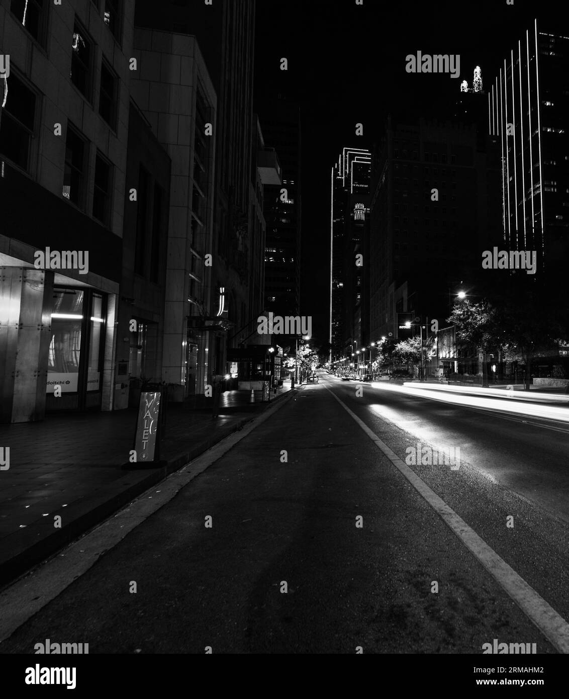 Long exposure movement Black and White Stock Photos & Images - Alamy
