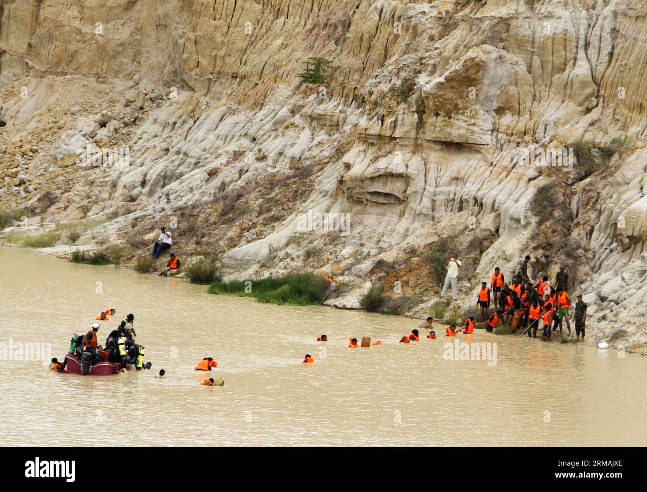 Training in cambodia hi-res stock photography and images