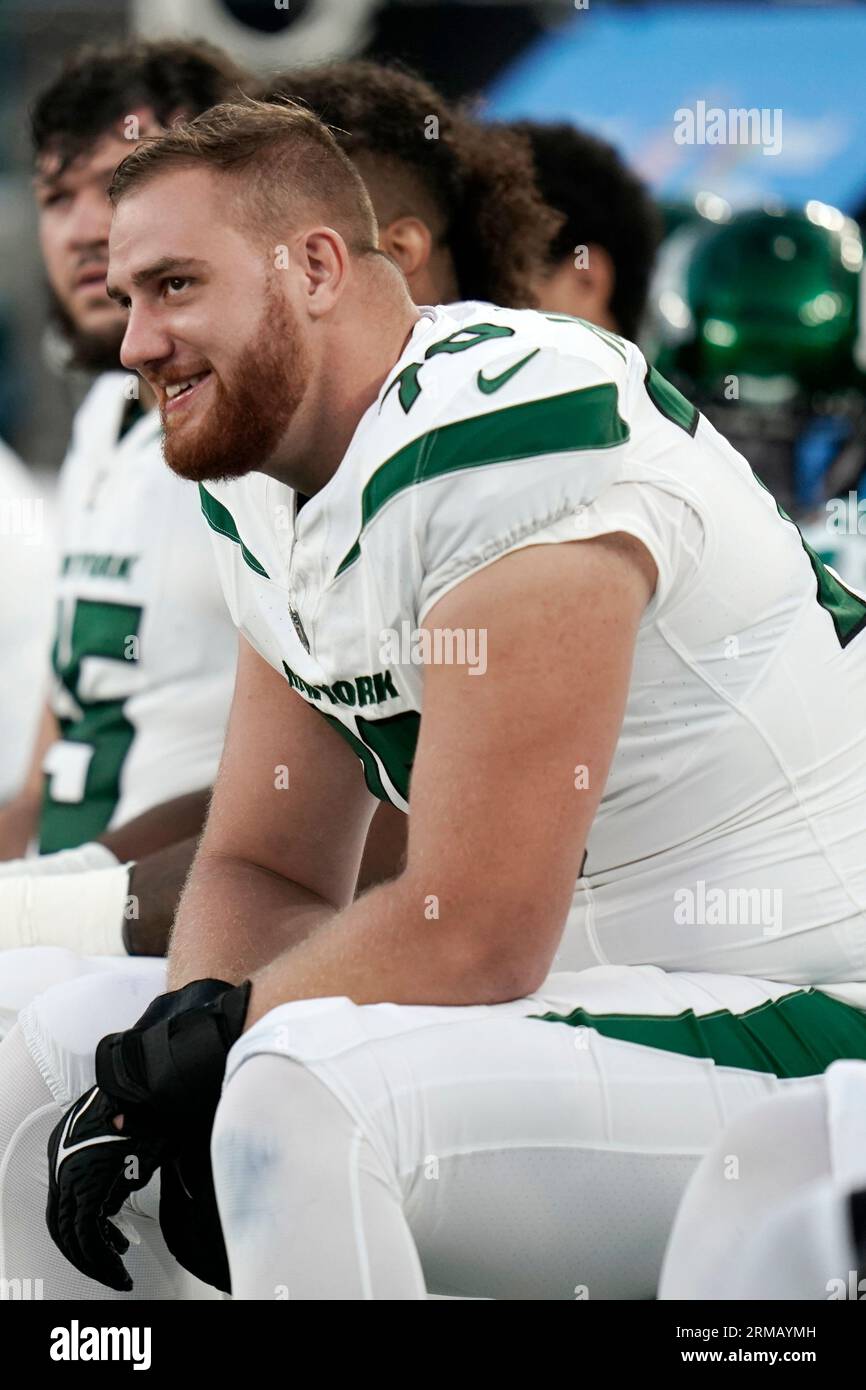 New York Jets guard Wes Schweitzer (70) during an NFL football