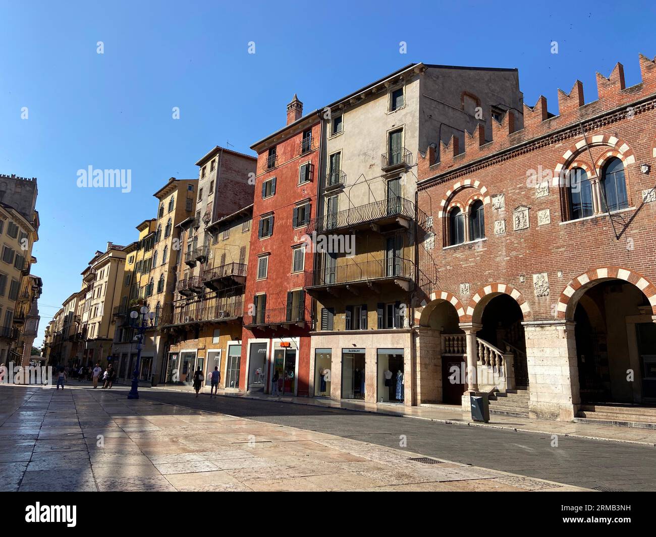 Old houses in the center of verona hi-res stock photography and images ...
