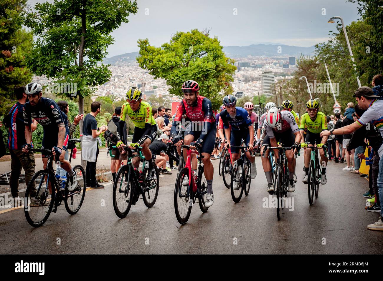 August 27, 2023, Barcelona, Spain Cyclists climb Montjuic hill in Barcelona during the second stage of La Vuelta a Espana 2023
