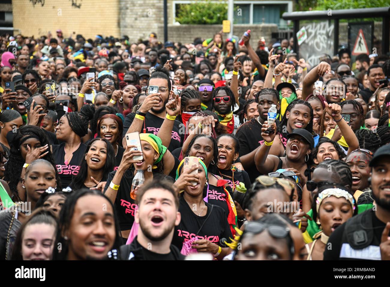 London, UK. August 27 2023, The Notting Hill Carnival 2022 elaborate floats and costumed performers wind their way through the streets in the carnival parade, dance to the sound of steel bands and calypso music, and visit the tempting food stalls along the route and a very peaceful community for all to enjoy. Credit: See Li/Picture Capital/Alamy Live News Stock Photo