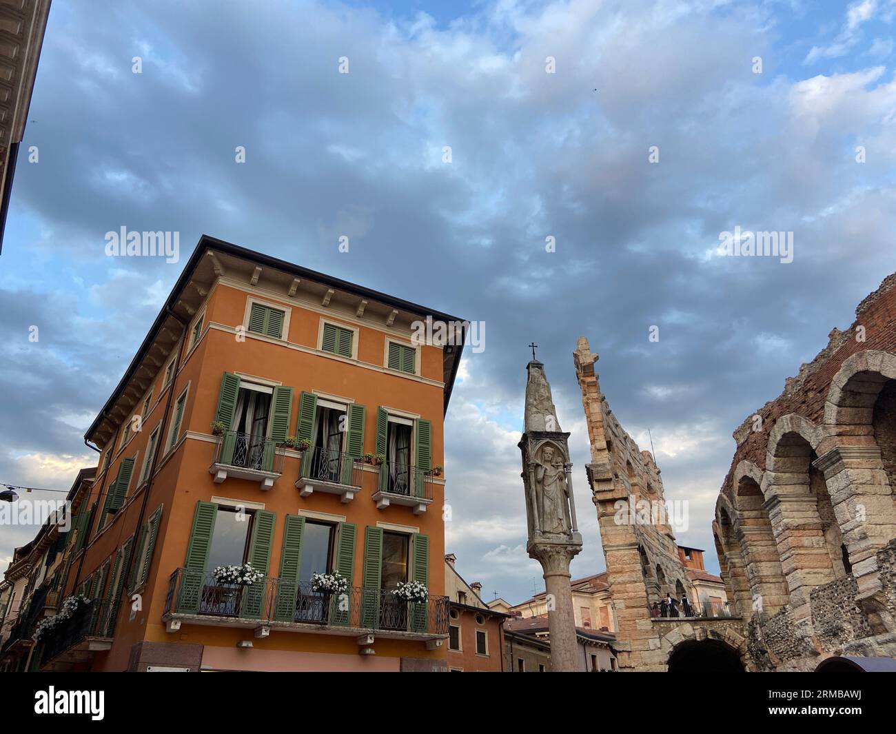 Old houses in the center of verona hi-res stock photography and images ...