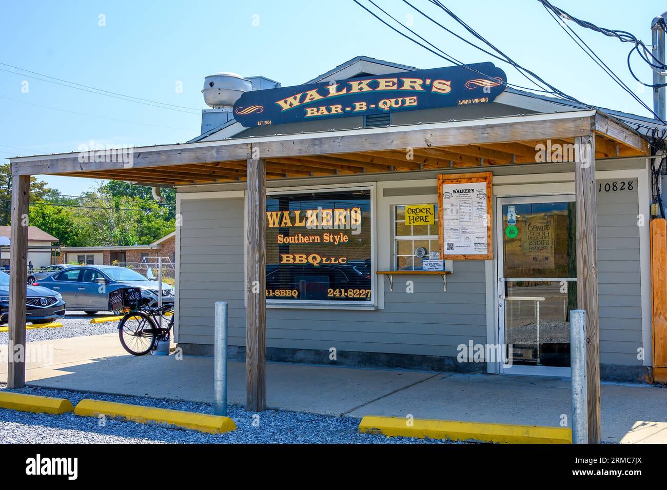NEW ORLEANS, LA, USA - AUGUST 26, 2023: Front View of Walker's BBQ restaurant on Haynes Boulevard on August 26, 2023 in New Orleans, Louisiana, USA Stock Photo
