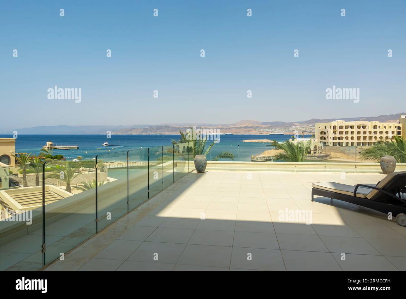 Al manara hotel hi-res stock photography and images - Alamy