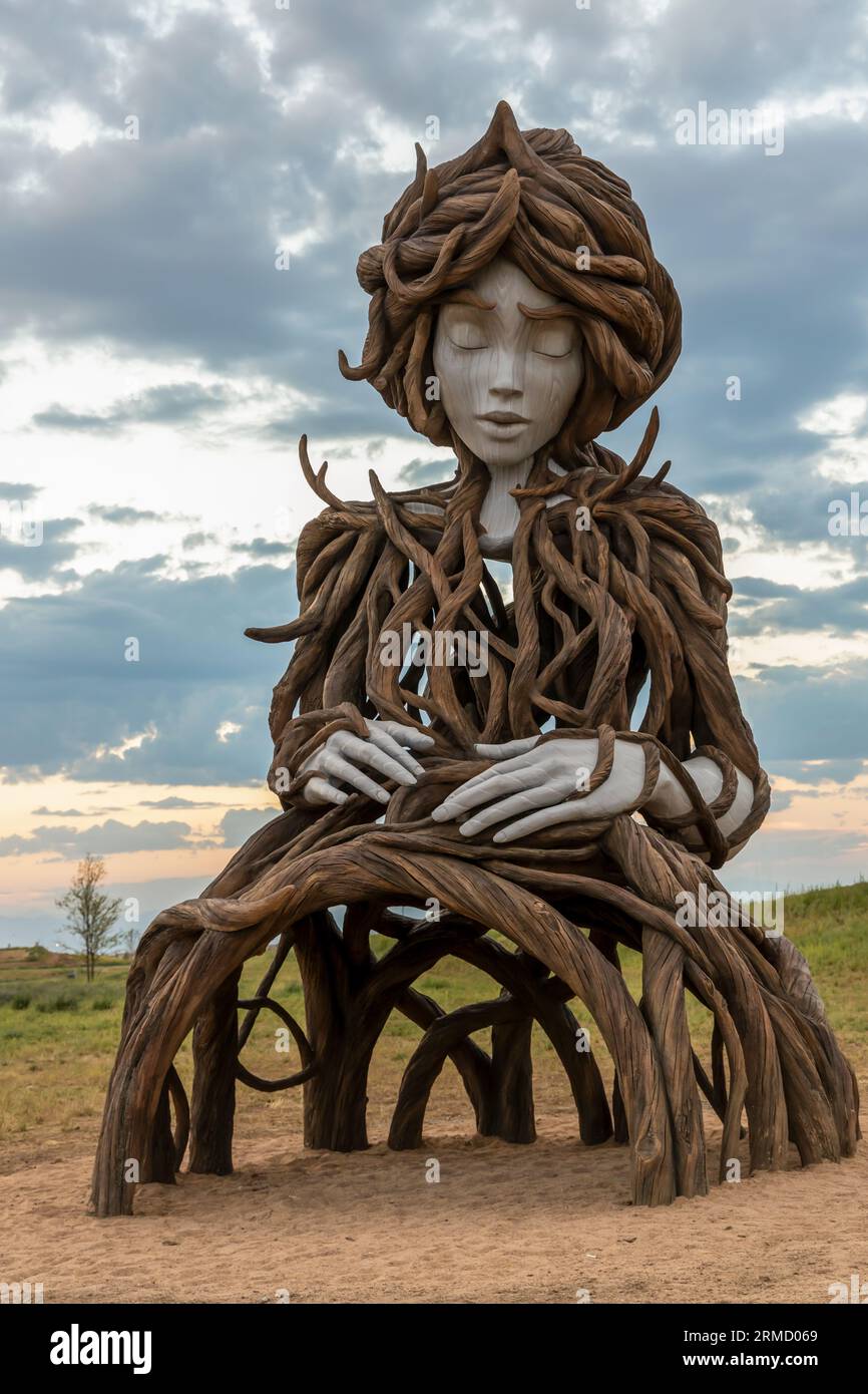 Aurora, Colorado - August 22, 2023: Daniel Popper's 21-foot-tall 'Umi' sculpture unveiled in The Aurora Highlands public art park Stock Photo