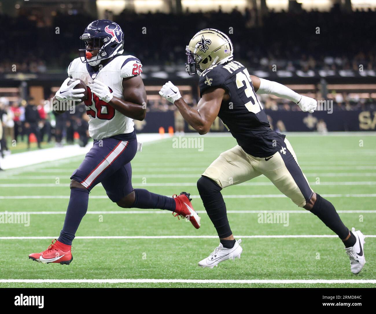 New Orleans Saints wide receiver Jontre Kirklin (85) runs with the ball  during an NFL preseason