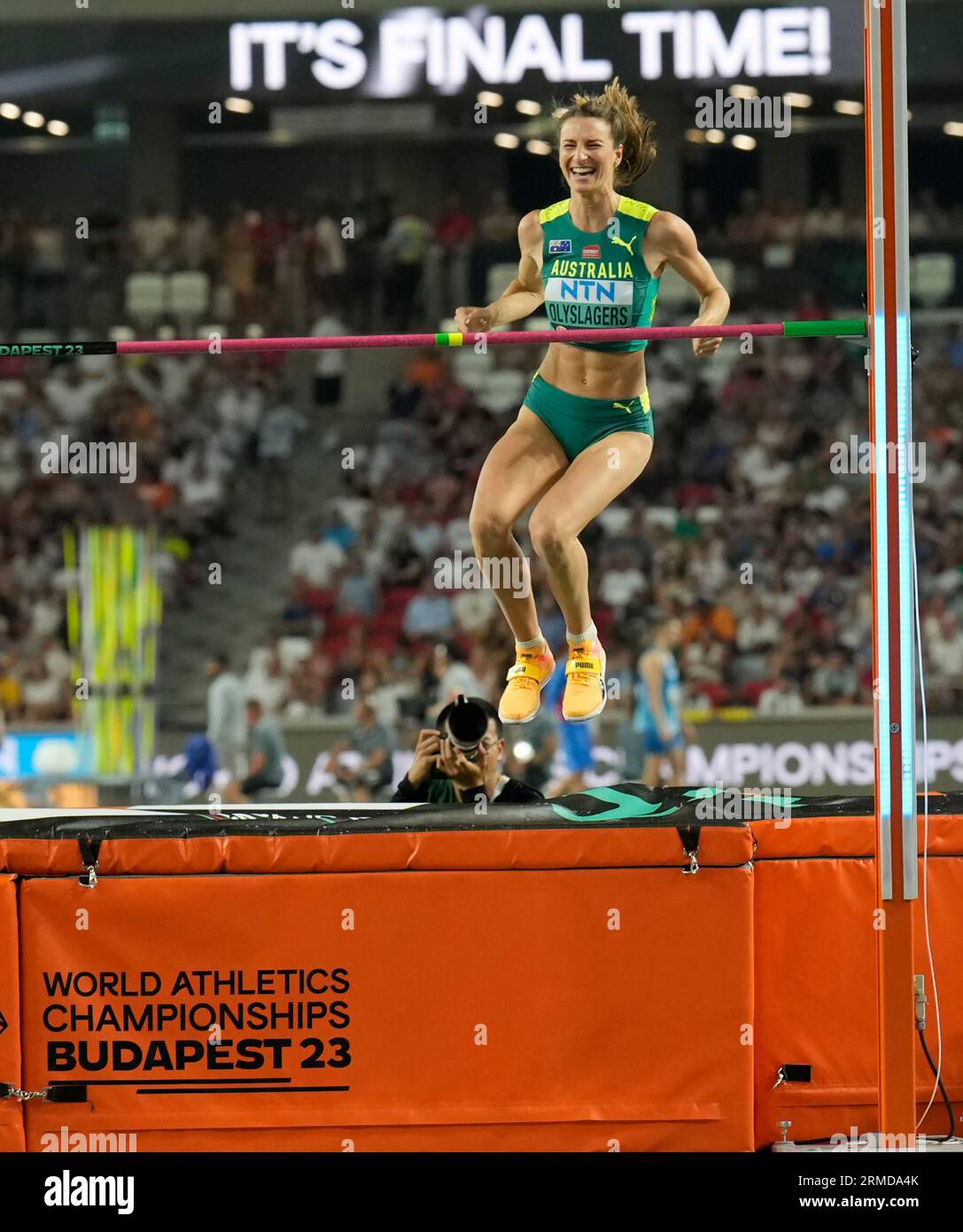 Breathtaking Live: Nicola Olyslagers Wins World Championship Gold In Sodden Conditions Image for Desktop Breathtaking Live: Nicola Olyslagers Wins World Championship Gold In Sodden Conditions Image for Desktop