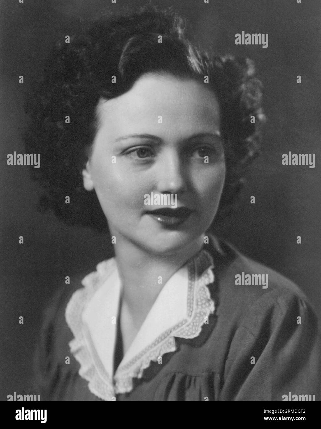 old vintage early 1900s black and white studio portrait British Royalty