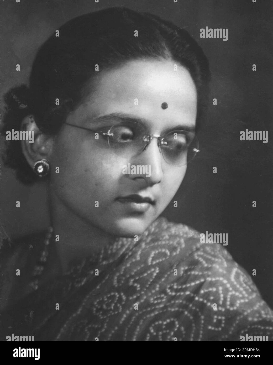 old vintage studio portrait black and white early 1900s silver gelatin