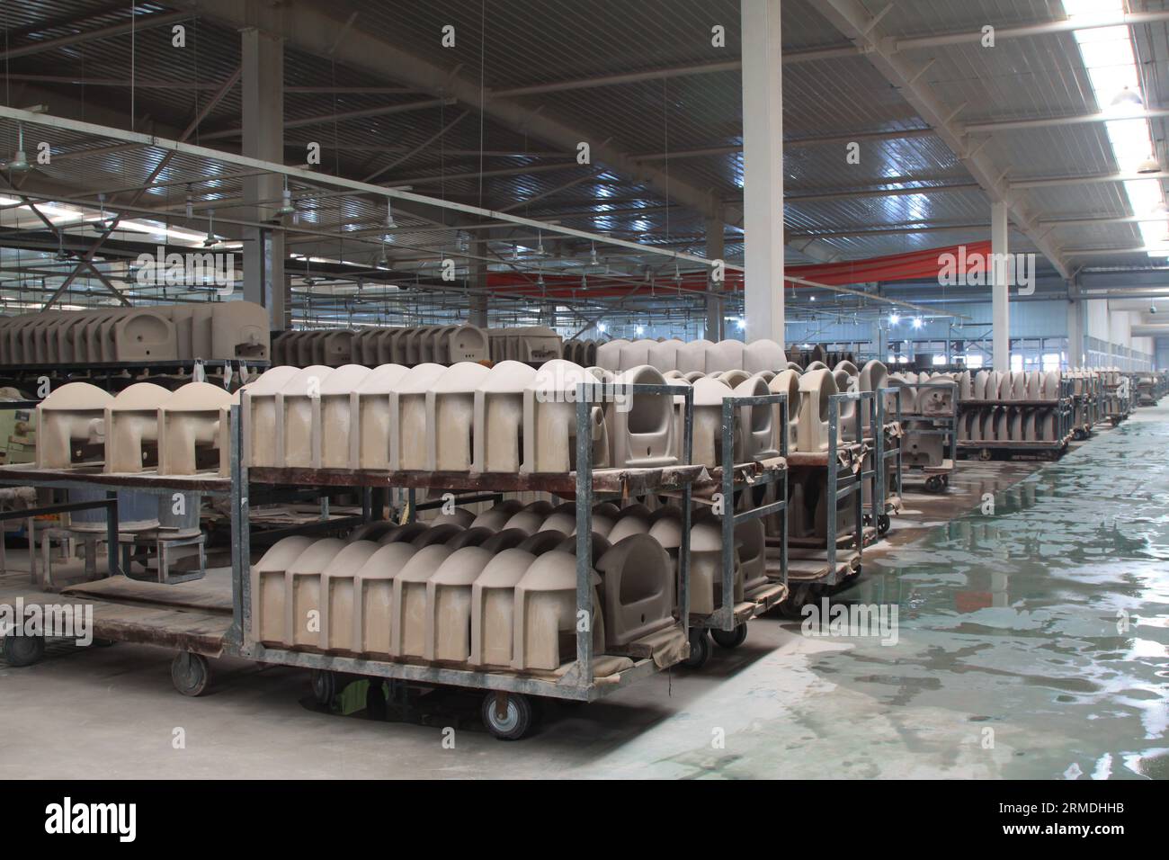 Ceramic production history hi-res stock photography and images - Alamy