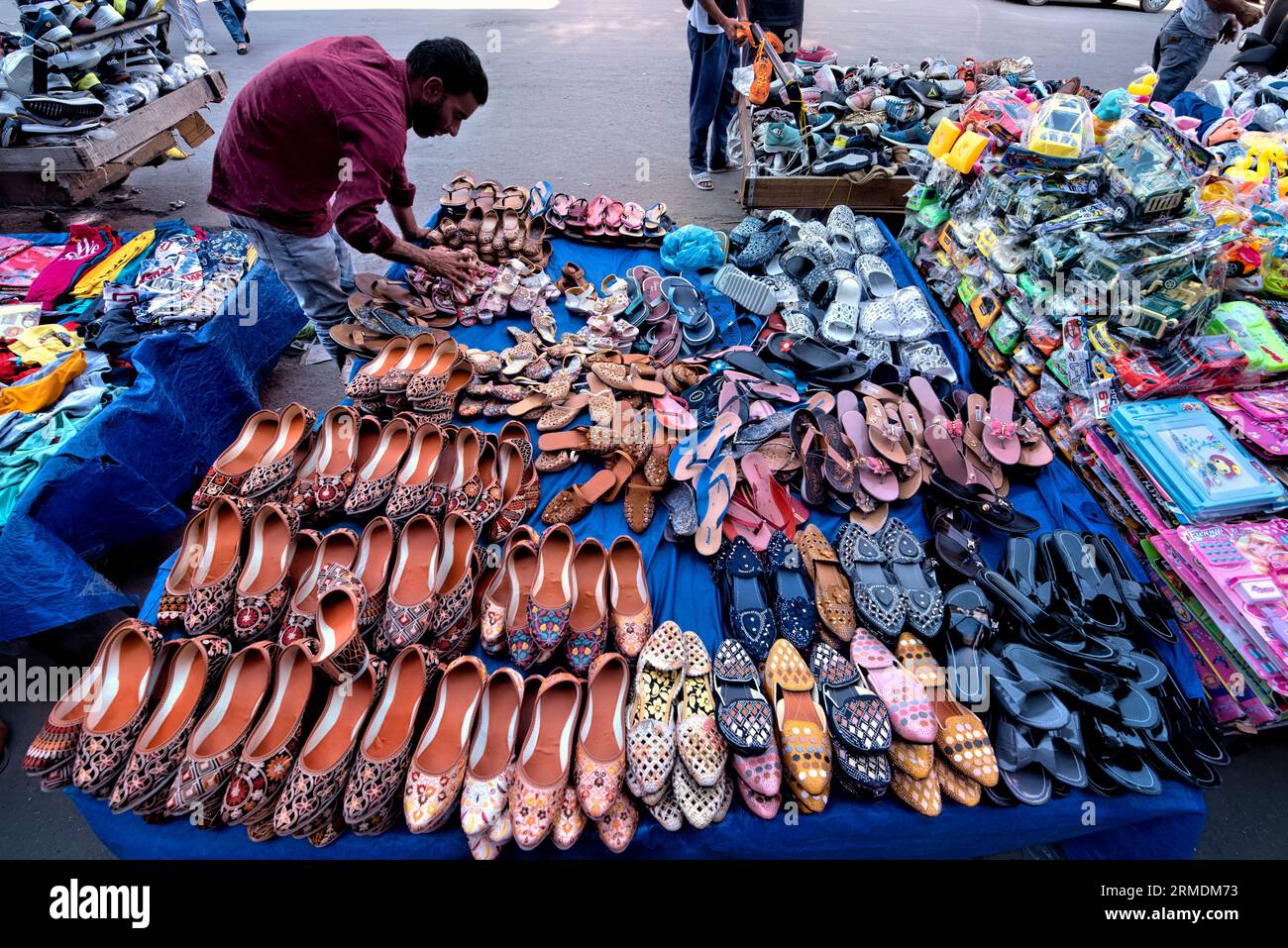 Women's shoes vendor, Srinagar, Kashmir, India Stock Photo