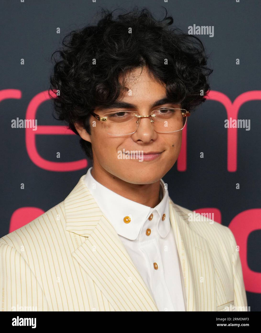 BENOFTHEWEEK arrives at the 2023 Streamy Awards held at The Fairmont