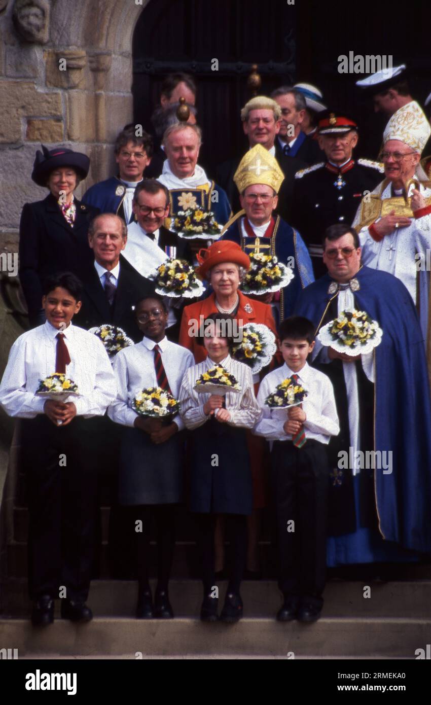 British royal family group hi-res stock photography and images - Alamy