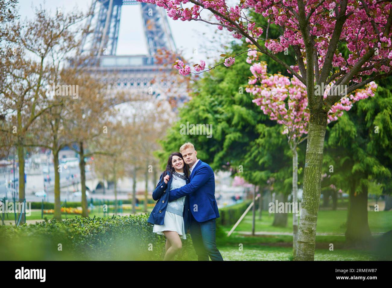 Suzy e o seu lovy em Paris - França