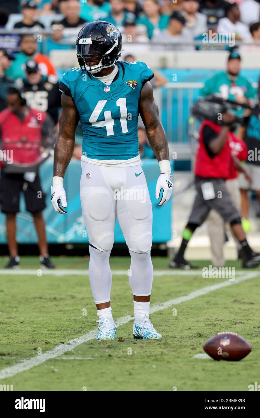 Jacksonville Jaguars Josh Allen (41) warms up at an NFL football practice,  Monday, May 23, 2022, in Jacksonville, Fla. (AP Photo/John Raoux Stock  Photo - Alamy