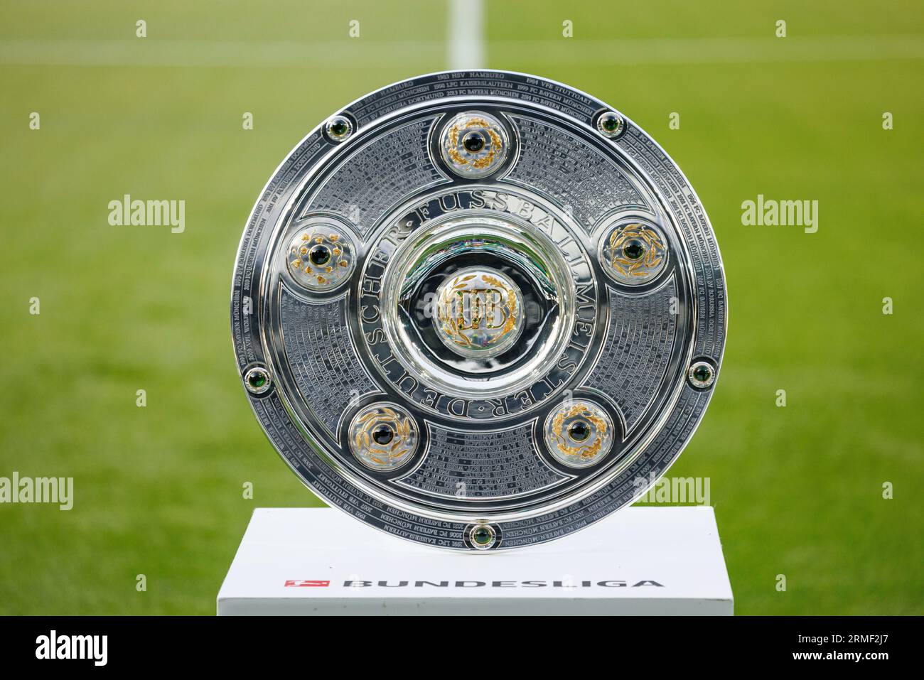 firo: 08/18/2023 1.Bundesliga first league season 2023/24 SV Werder Bremen  - FCB FC Bayern Munich Munchen Munich 0:4 championship trophy, background,  depositor, Bavaria cutout Stock Photo - Alamy