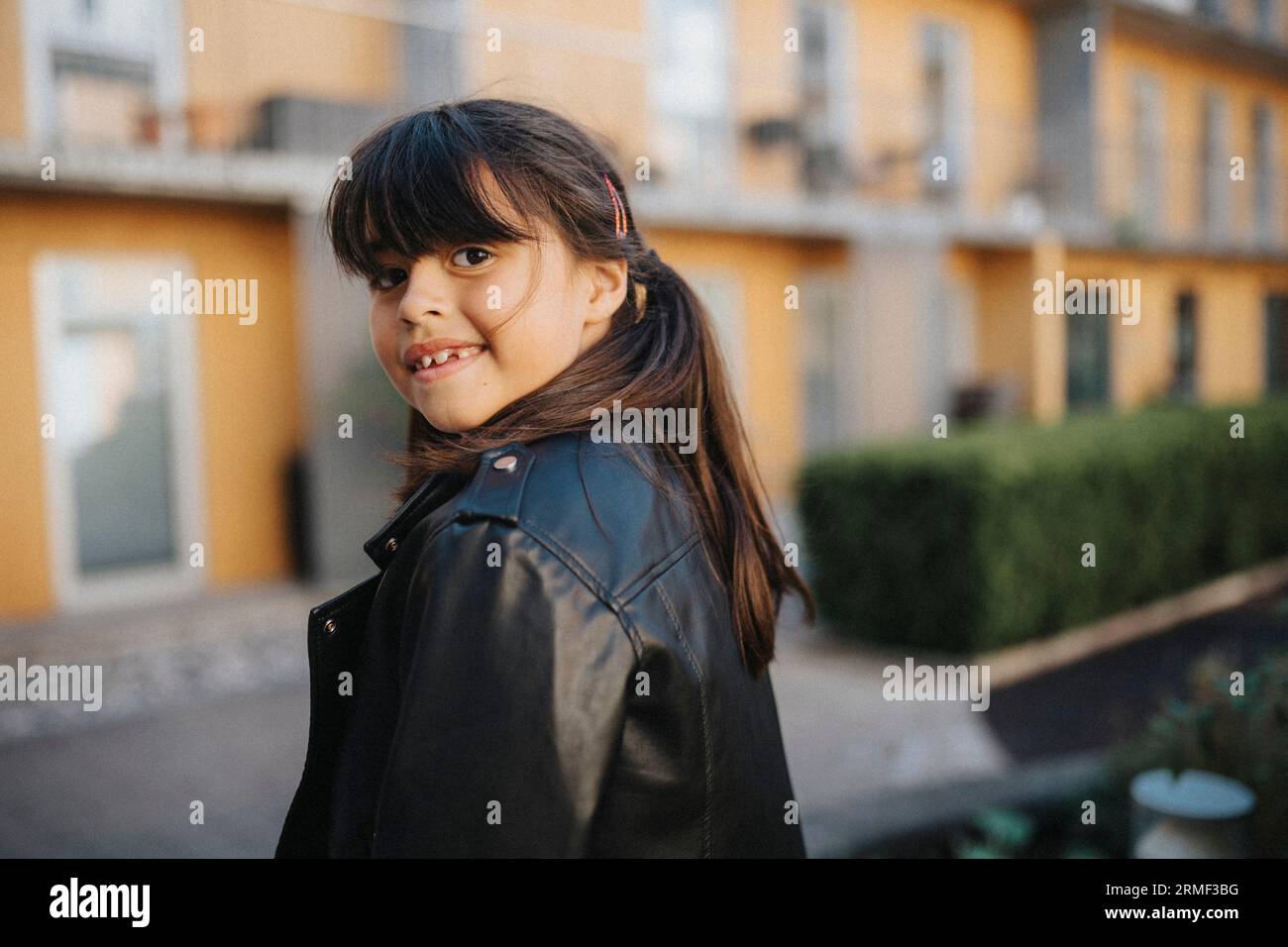 Girl in leather jacket hi-res stock photography and images - Alamy