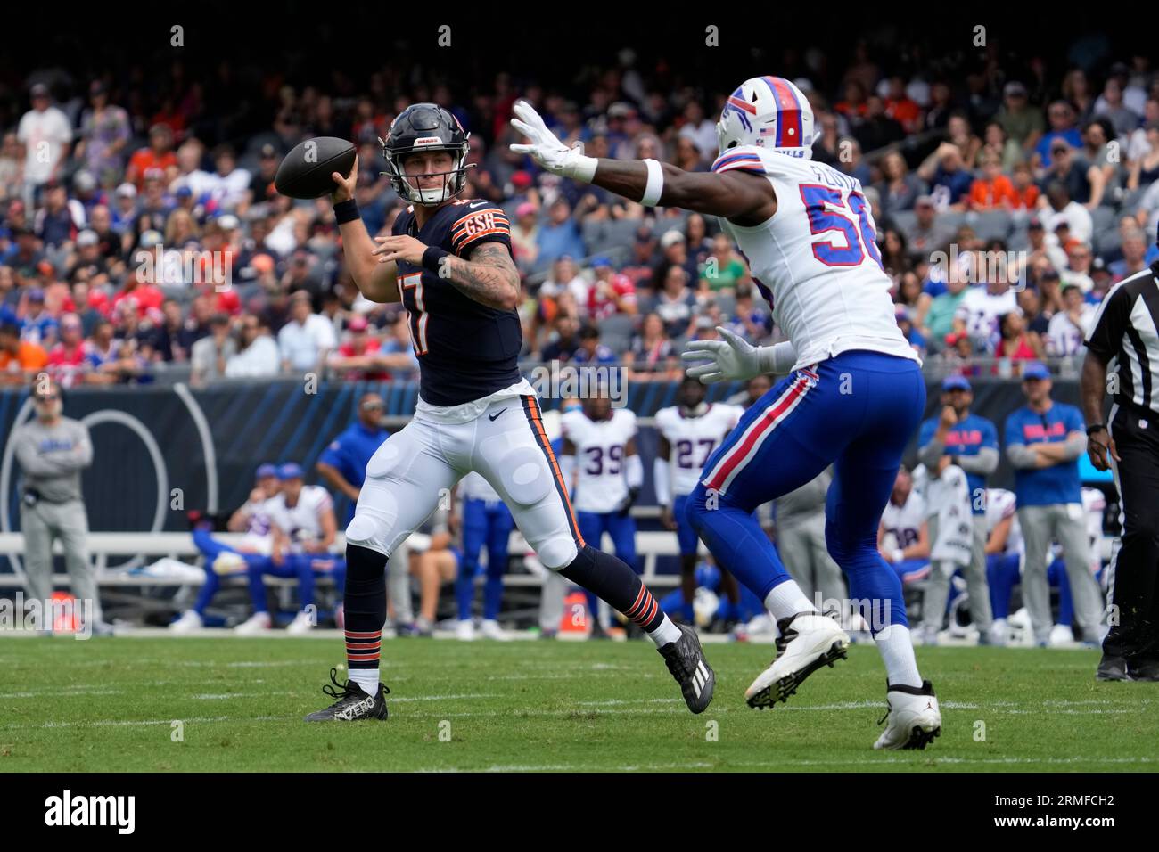 Chicago Bears quarterback Tyson Bagent scrambles for a touchdown during an  NFL preseason football game against the Buffalo Bills Saturday, August 26,  2023, in Chicago. (AP Photo/Charles Rex Arbogast Stock Photo - Alamy