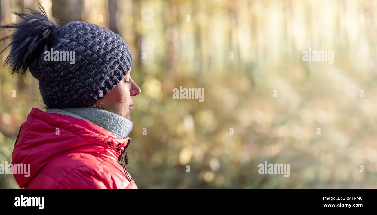 Girl exposing hi res stock photography and images Alamy Girl exposing hi res stock photography and images Alamy