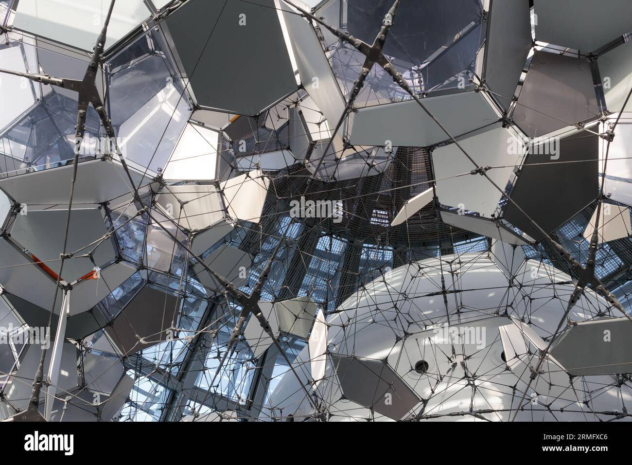 Honeycomb structure hi-res stock photography and images - Alamy