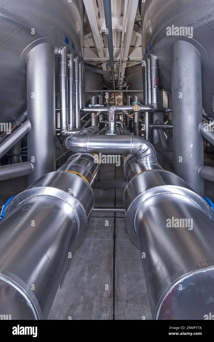 Piping, tubing, and vats in a commercial beer brewery Stock Photo Alamy