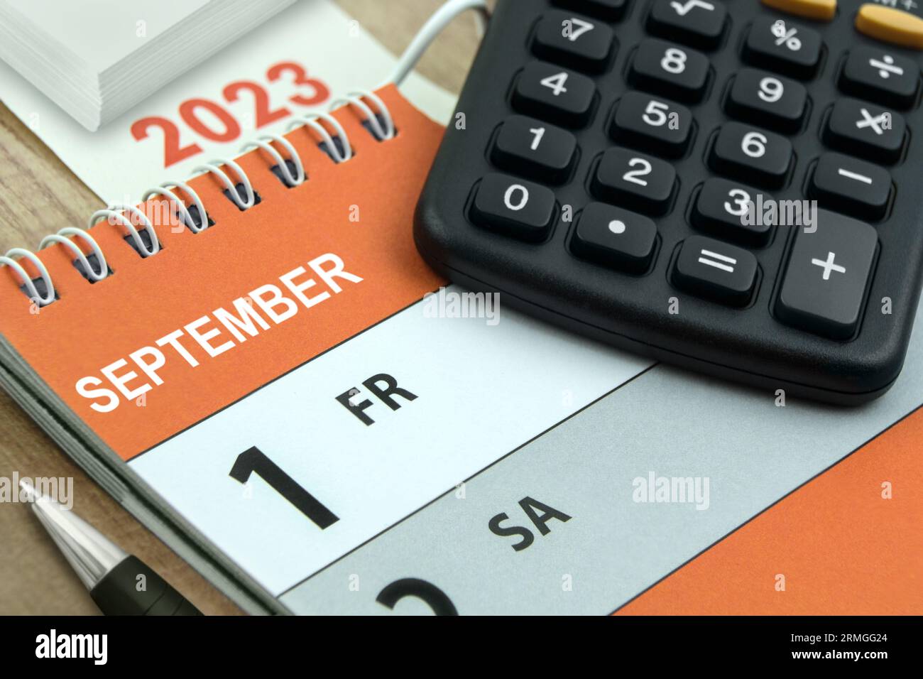 Deutscher Kalender und Datum  1. September 2023 mit Rechner Stock Photo