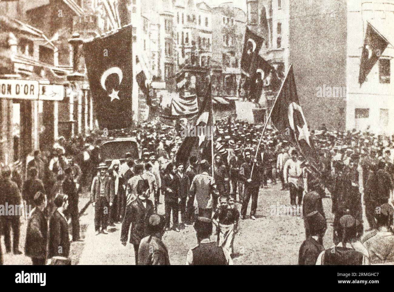 Demonstration in Istanbul in July 1908 on the occasion of the proclamation of the constitution. Photo taken in 1908. Stock Photo