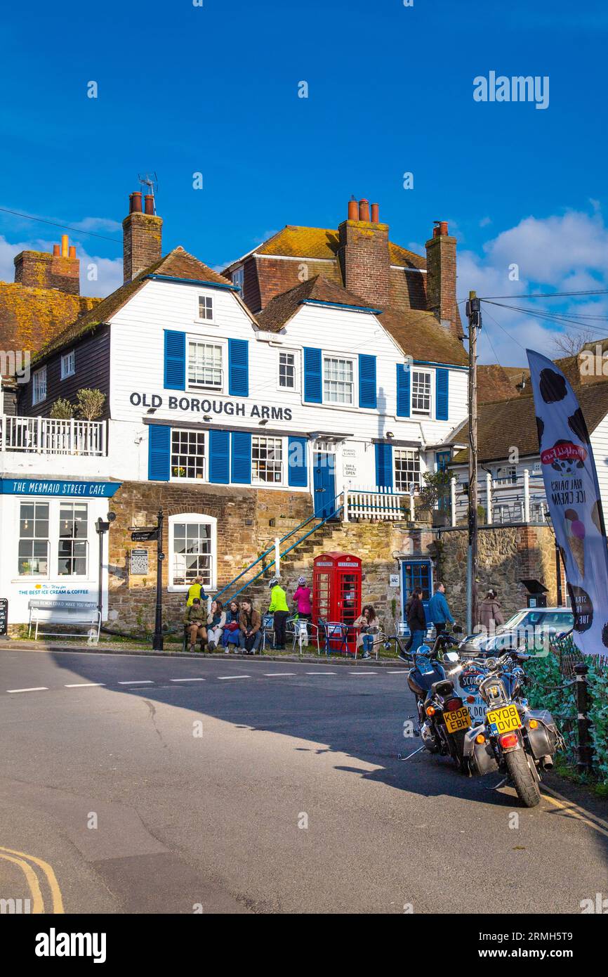 Old Borough Arms guesthouse and cafe, Rye, East Sussex, England Stock Photo