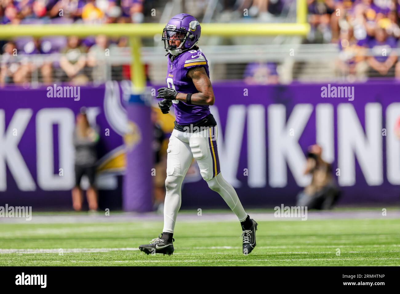 Minnesota Vikings safety Camryn Bynum warms up before their game against  the San Francisco 49ers during an NFL preseason football game, Saturday,  Aug. 20, 2022, in Minneapolis. (AP Photo/Craig Lassig Stock Photo 