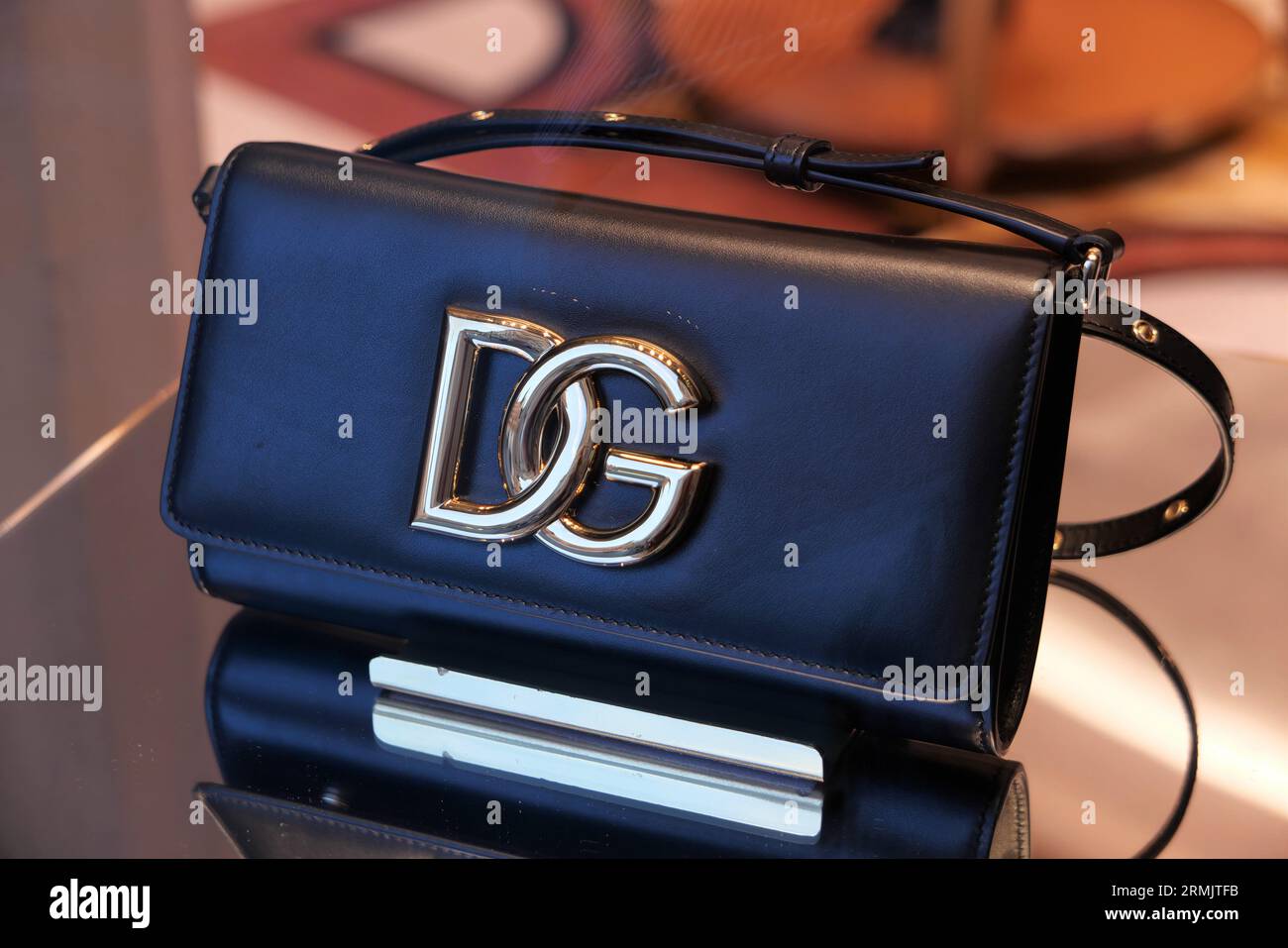WOMAN'S BAG ON DISPLAY INSIDE THE DOLCE GABBANA FASHION BOUTIQUE Stock  Photo - Alamy