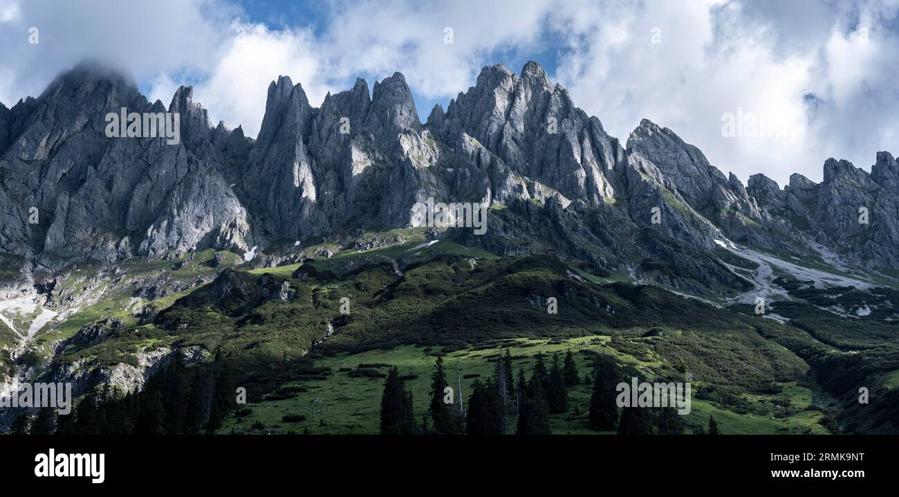 Dramatic mountain ridge, Bratschenkopf, peaks and mountains, Salzburger ...