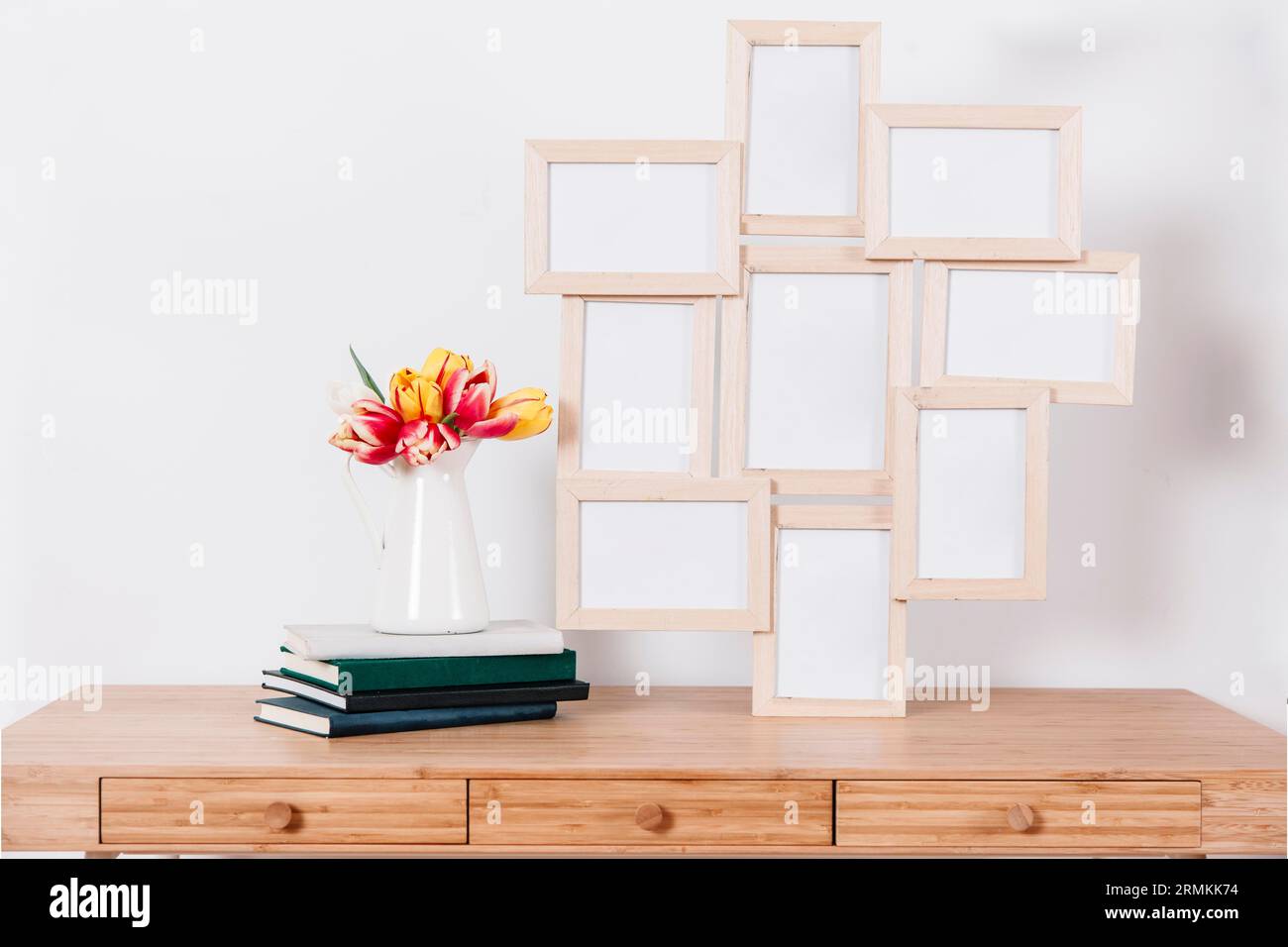 Stack frames interior Stock Photo Alamy