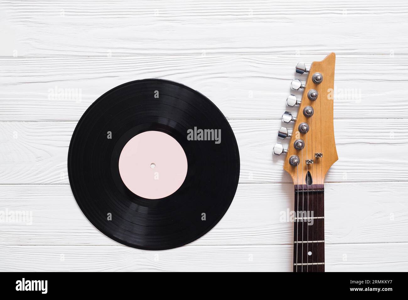 Record loudspeaker hi-res stock photography and images - Alamy