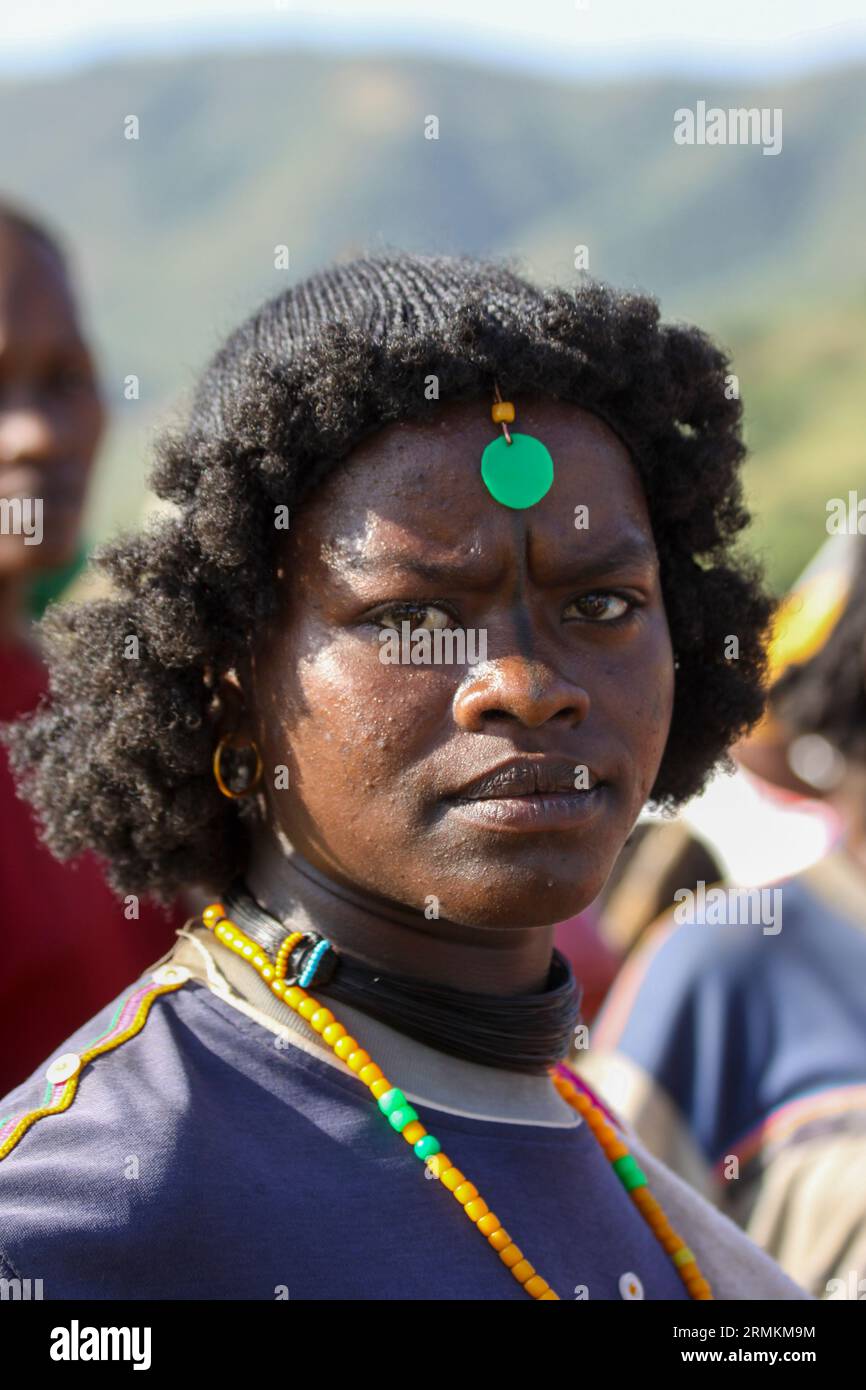 Female member of the Gamo Tribe The Gamo people are an Ethiopian ethnic group located in the Gamo Highlands of southern Ethiopia. They are found in mo Stock Photo