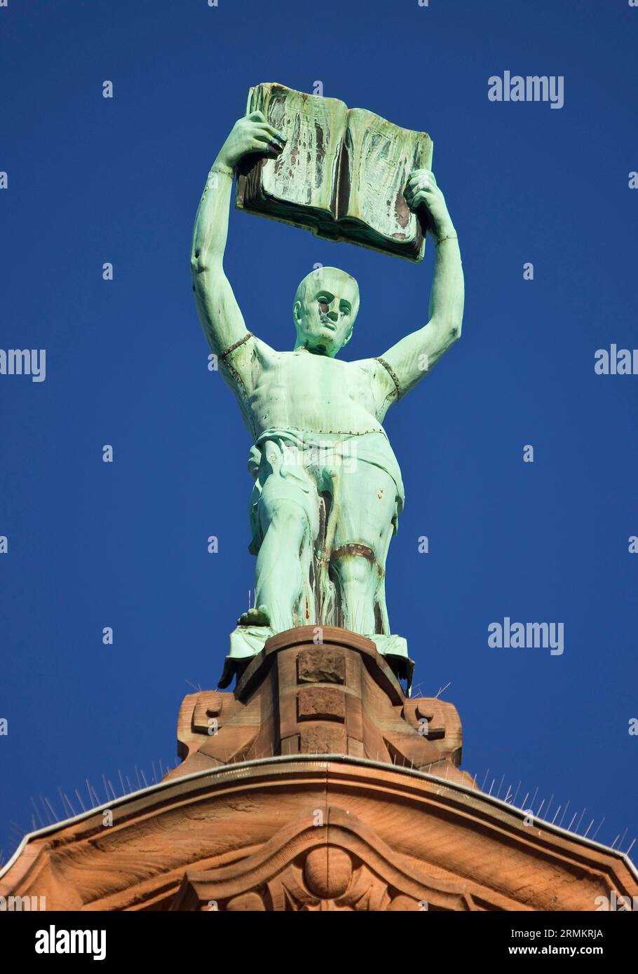 Philipp Modrow Philipp modrow hi-res stock photography and images - Alamy