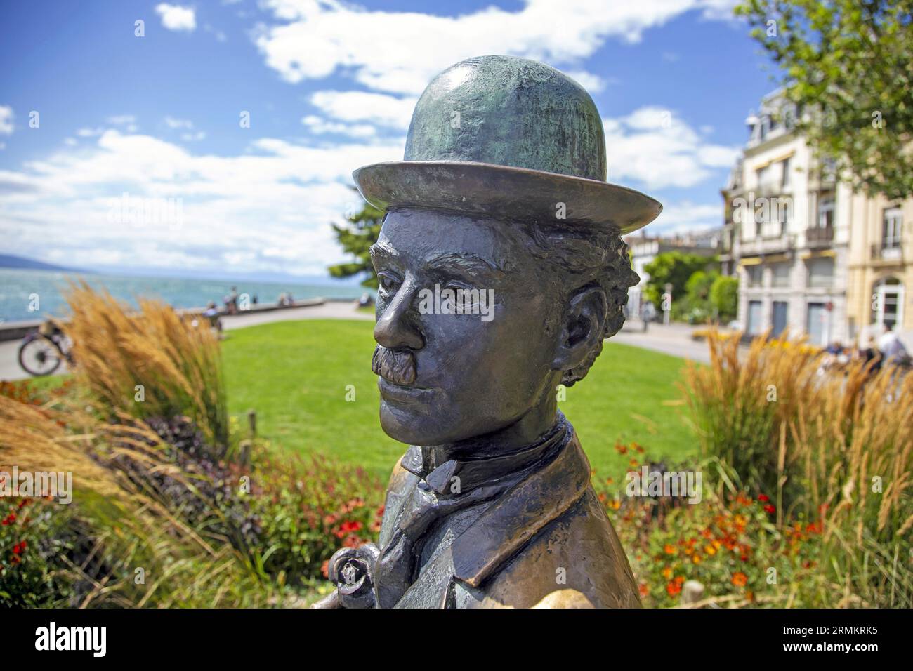 Charlie Chaplin, statue by John Doubleday, Vevey waterfront, Canton