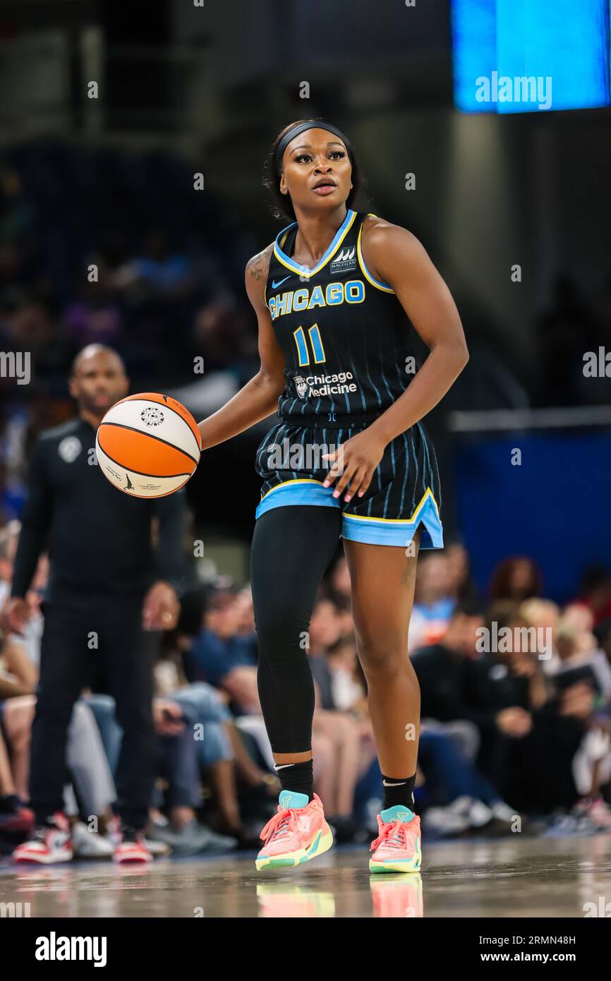 Dana Evans of the Chicago Sky dribbles up court in Chicago, IL at Wintrust Arena. Stock Photo