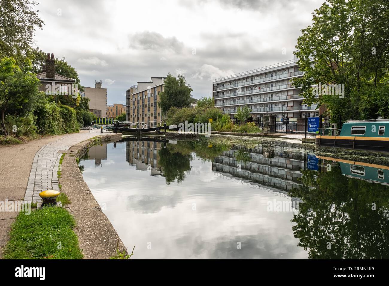 Regents row hi-res stock photography and images - Alamy