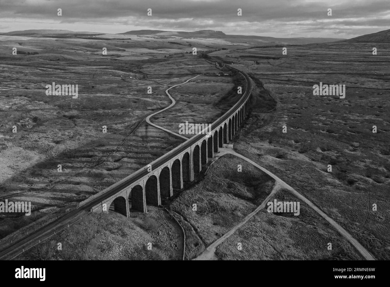 Ribblehead viaduct Black and White Stock Photos & Images Alamy