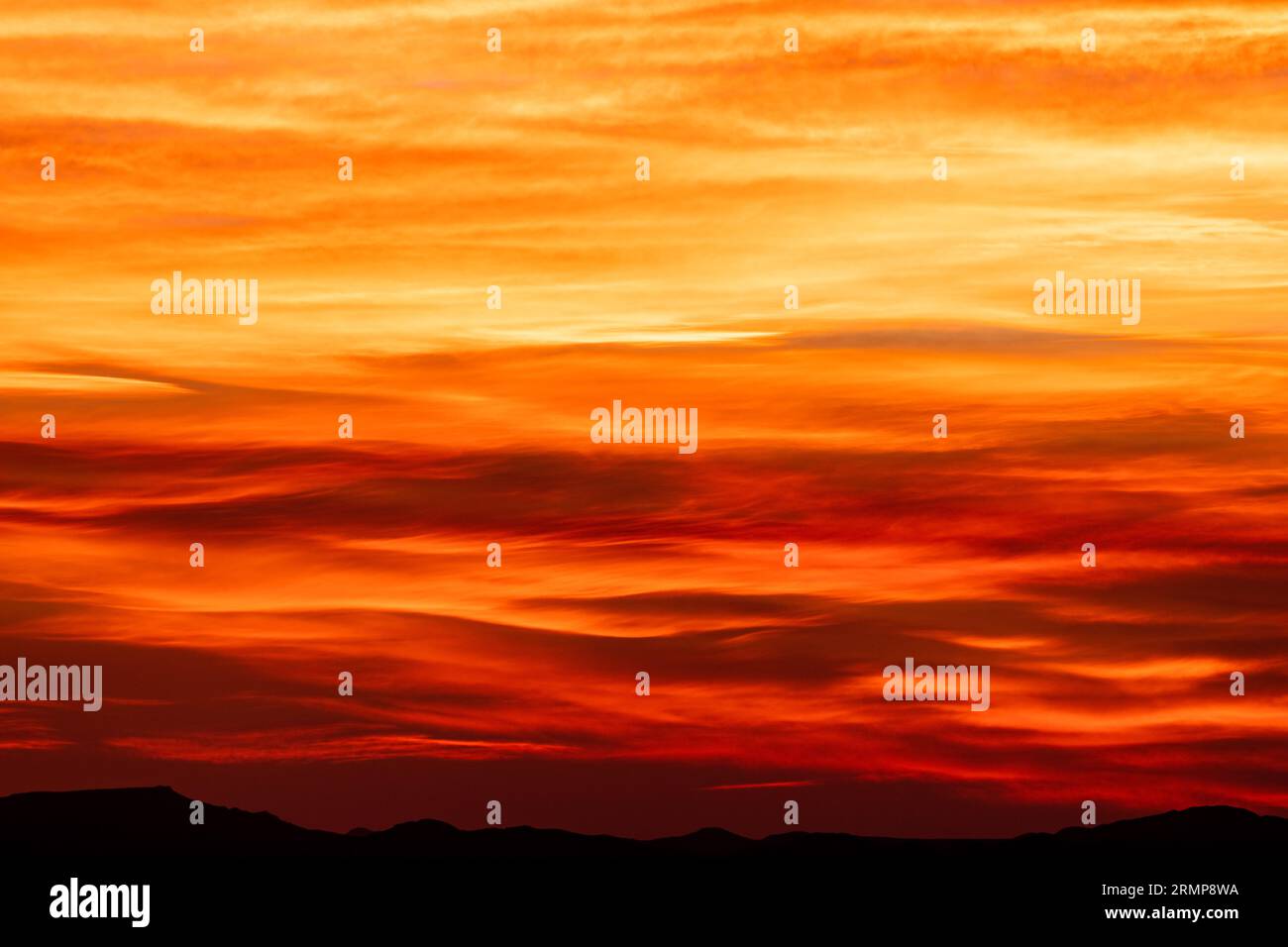 Clouds look like hi-res stock photography and images - Alamy