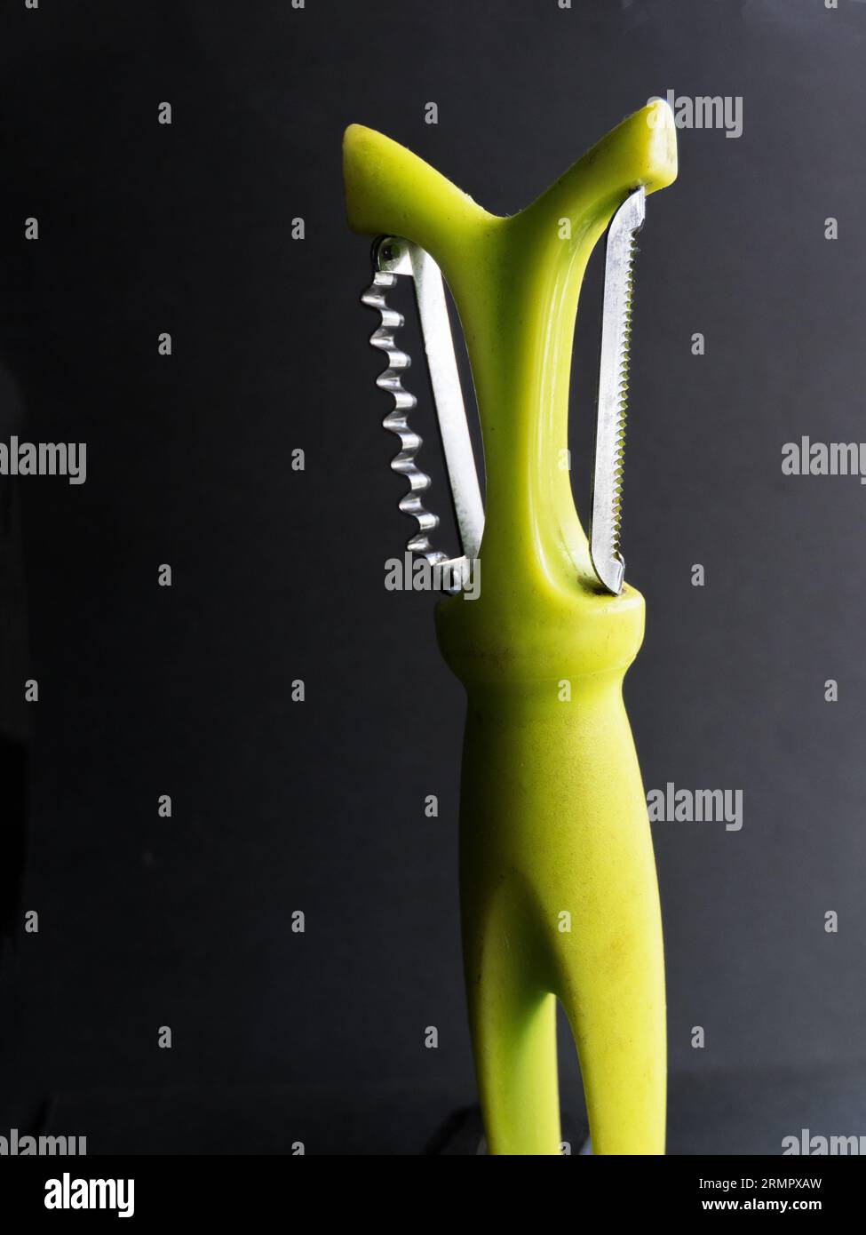 06 04 2023 Vegetable Multifunctional Vegetable Peeler Lokgram Kalyan