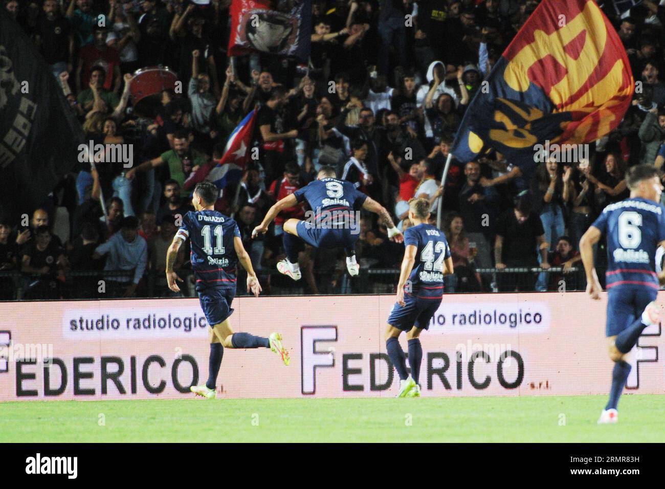 Modena, Italy. 01st Apr, 2023. Giovanni Crociata (Cittadella) during Modena  FC vs AS Cittadella, Italian soccer Serie B match in Modena, Italy, April  01 2023 Credit: Independent Photo Agency/Alamy Live News Stock