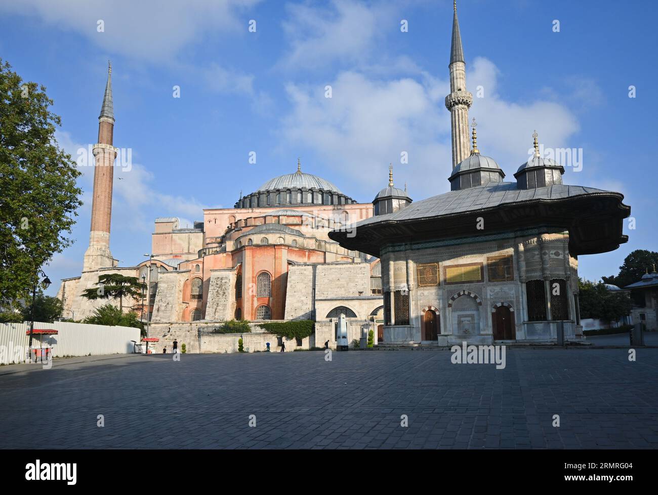 Hagia Sophia in Istanbul. Mosque on Sultanahmet Square Stock Photo - Alamy