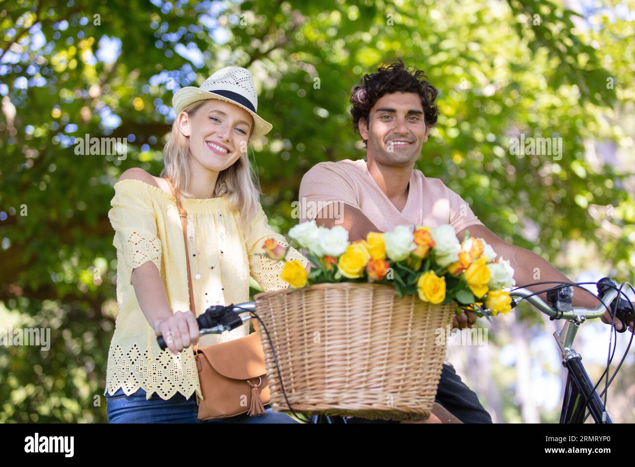Couple racing bikes hi-res stock photography and images - Alamy