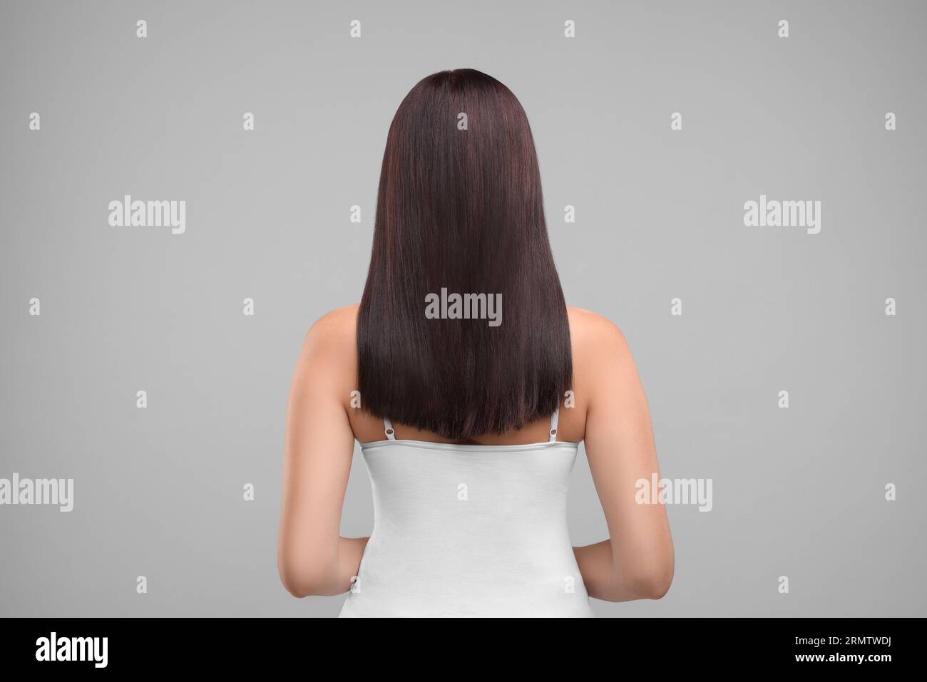 Grey hair woman back view hi-res stock photography and images - Alamy