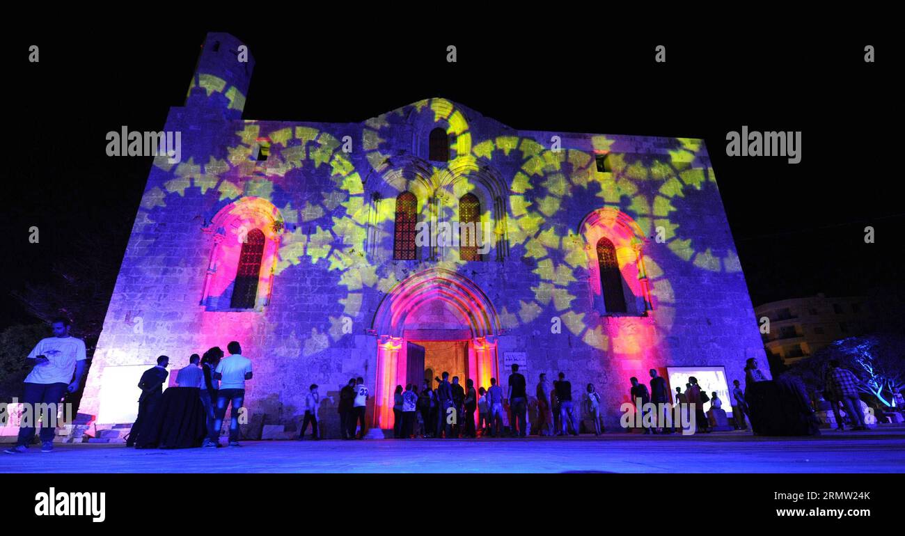 (140928) -- TARTOUS PORT, Sept. 28, 2014 -- People gather at the Tartous Museum for the local tourism festival in Tartous port, central Syria, Sept. 27, 2014. ) SYRIA-TARTOUS PORT-GENERAL VIEW ZhangxNaijie PUBLICATIONxNOTxINxCHN   Tartous Port Sept 28 2014 Celebrities gather AT The Tartous Museum for The Local Tourism Festival in Tartous Port Central Syria Sept 27 2014 Syria Tartous Port General View  PUBLICATIONxNOTxINxCHN Stock Photo