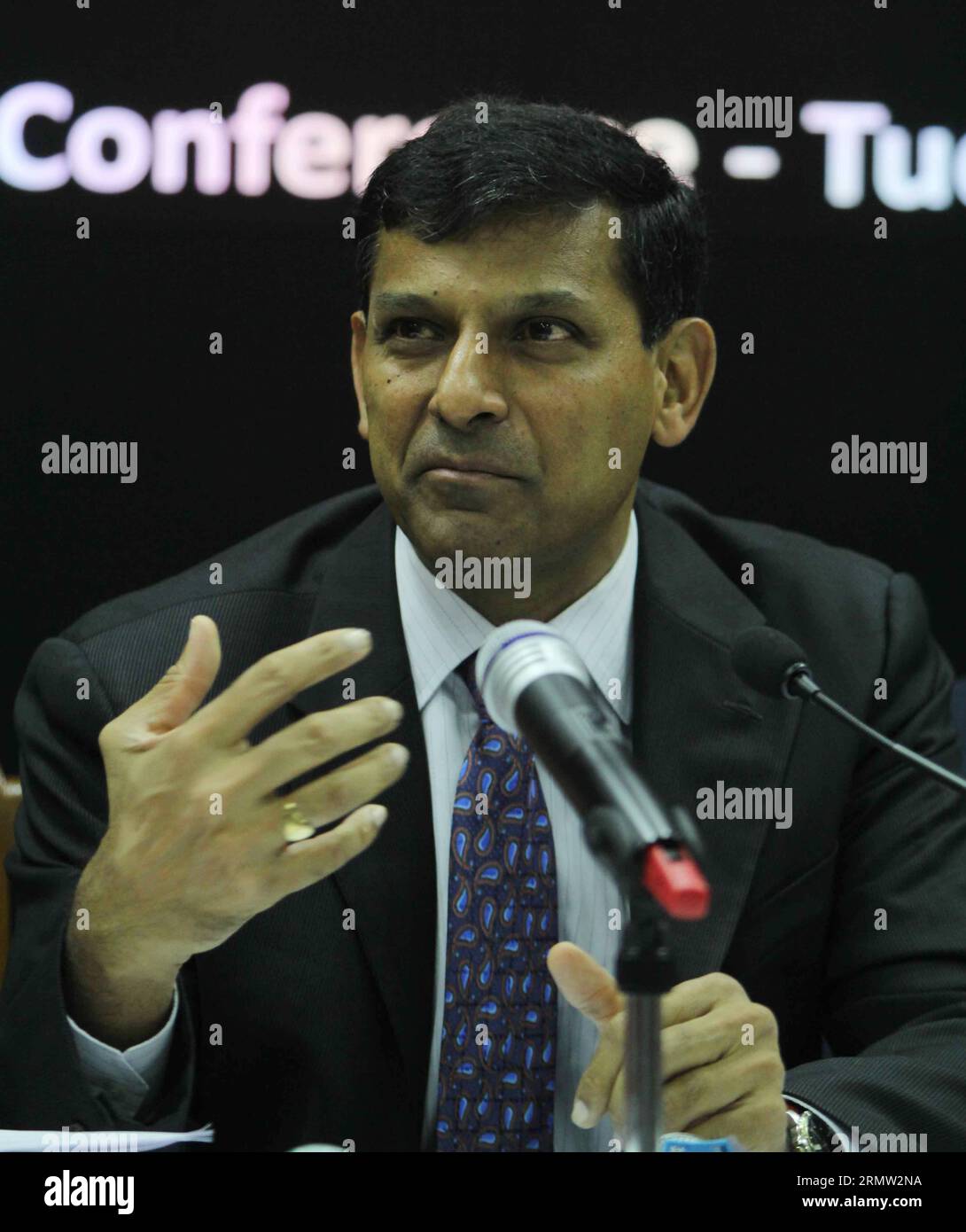 India s central bank Reserve Bank of India Governor Raghuram Rajan speaks before meeting with the bankers for RBI monetary policy review at RBI headquarters in Mumbai, India, Sept. 30, 2014. The Reserve Bank of India (RBI) Tuesday decided to keep key interest rates unchanged in its fourth bi-monthly policy review. ) INDIA-MUMBAI-BANK Stringer PUBLICATIONxNOTxINxCHN   India S Central Bank Reserve Bank of India Governor Raghuram Rajan Speaks Before Meeting With The Bankers for RBI Monetary Policy REVIEW AT RBI Headquarters in Mumbai India Sept 30 2014 The Reserve Bank of India RBI Tuesday decide Stock Photo