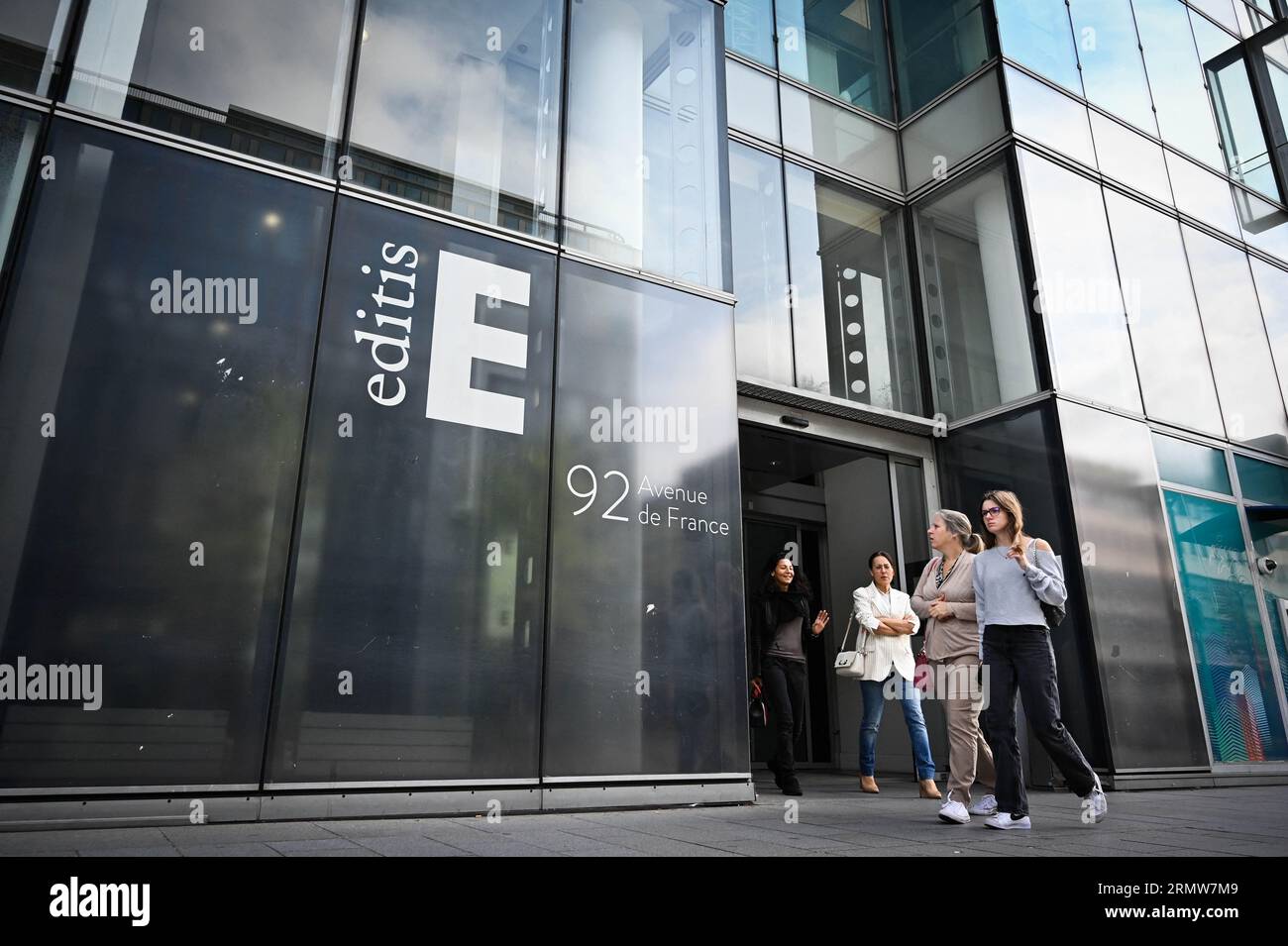 Editis hi-res stock photography and images - Alamy